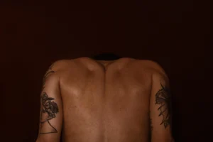 Miksi olen jännittynyt ja kärsin lihaskireydestä, vaikka en koe olevani stressaantunut?